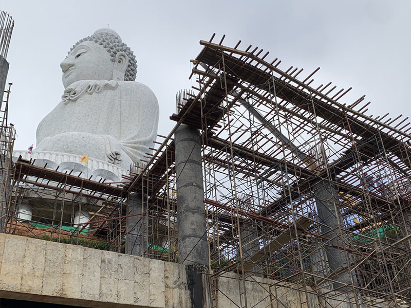การดำเนินการจัดสร้างลานเวียนเทียนพระใหญ่